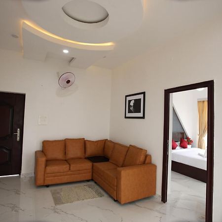 Emirates Residency Hotel Pudunagaram ภายนอก รูปภาพ
