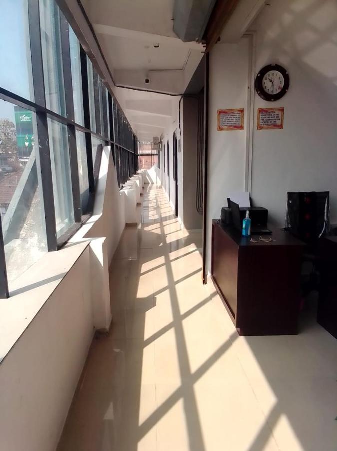 Emirates Residency Hotel Pudunagaram ภายนอก รูปภาพ