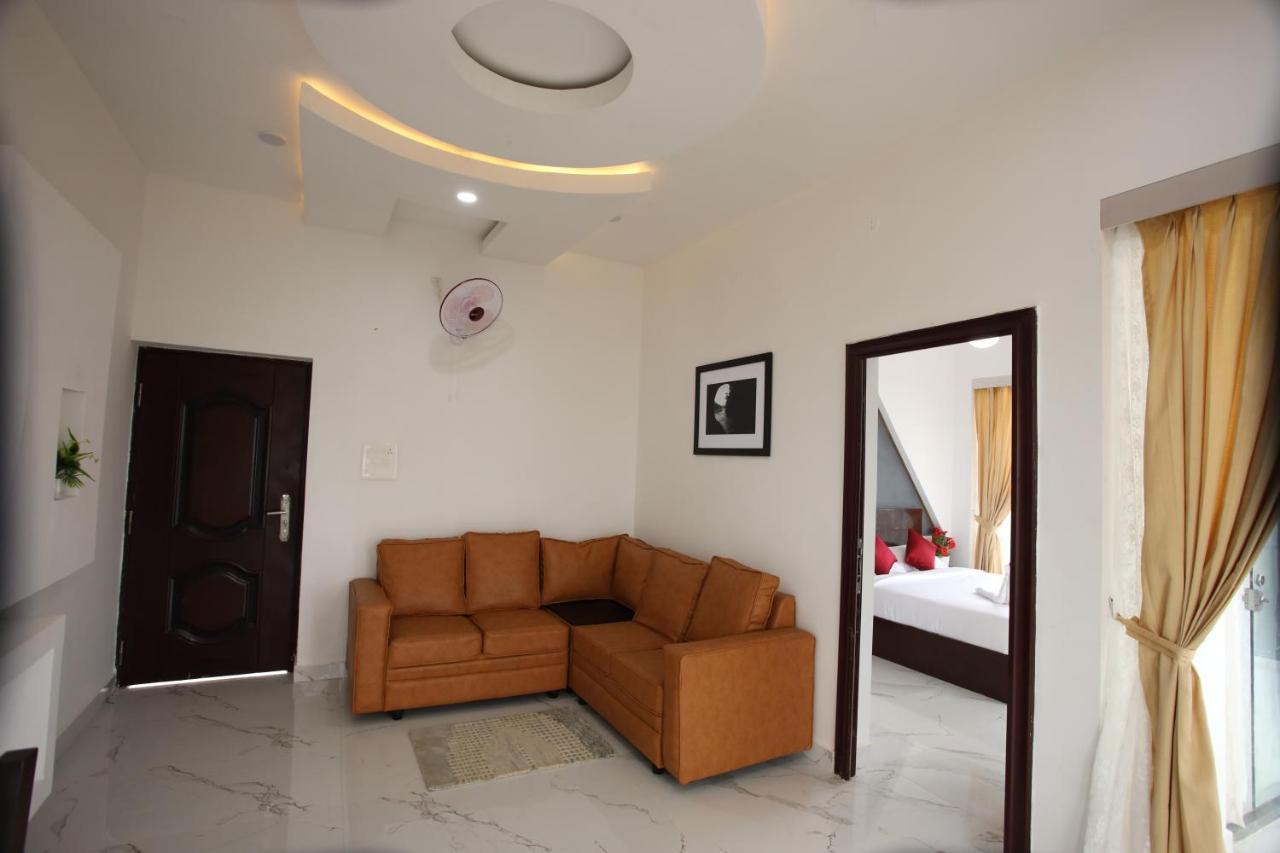 Emirates Residency Hotel Pudunagaram ภายนอก รูปภาพ